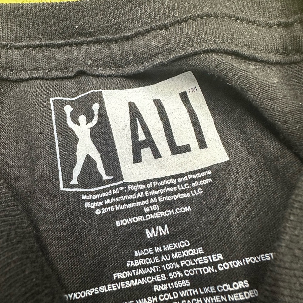 Muhammad Ali Tee - Picture 3 of 3